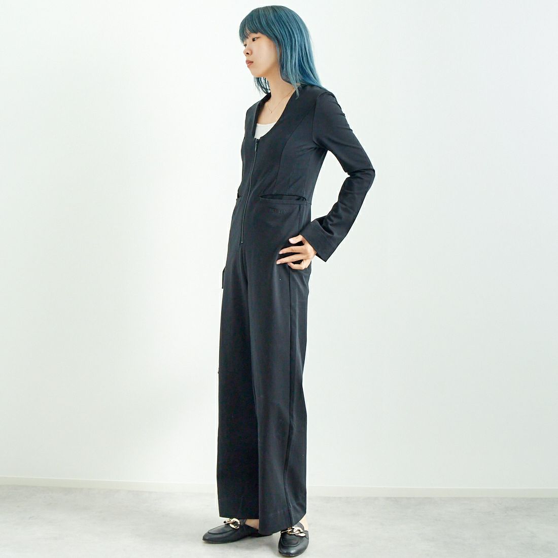 HOLIDAY [ホリデイ] ジャンプスーツ [24201016] BLACK &&モデル身長：167cm 着用サイズ：ONE SIZE&&