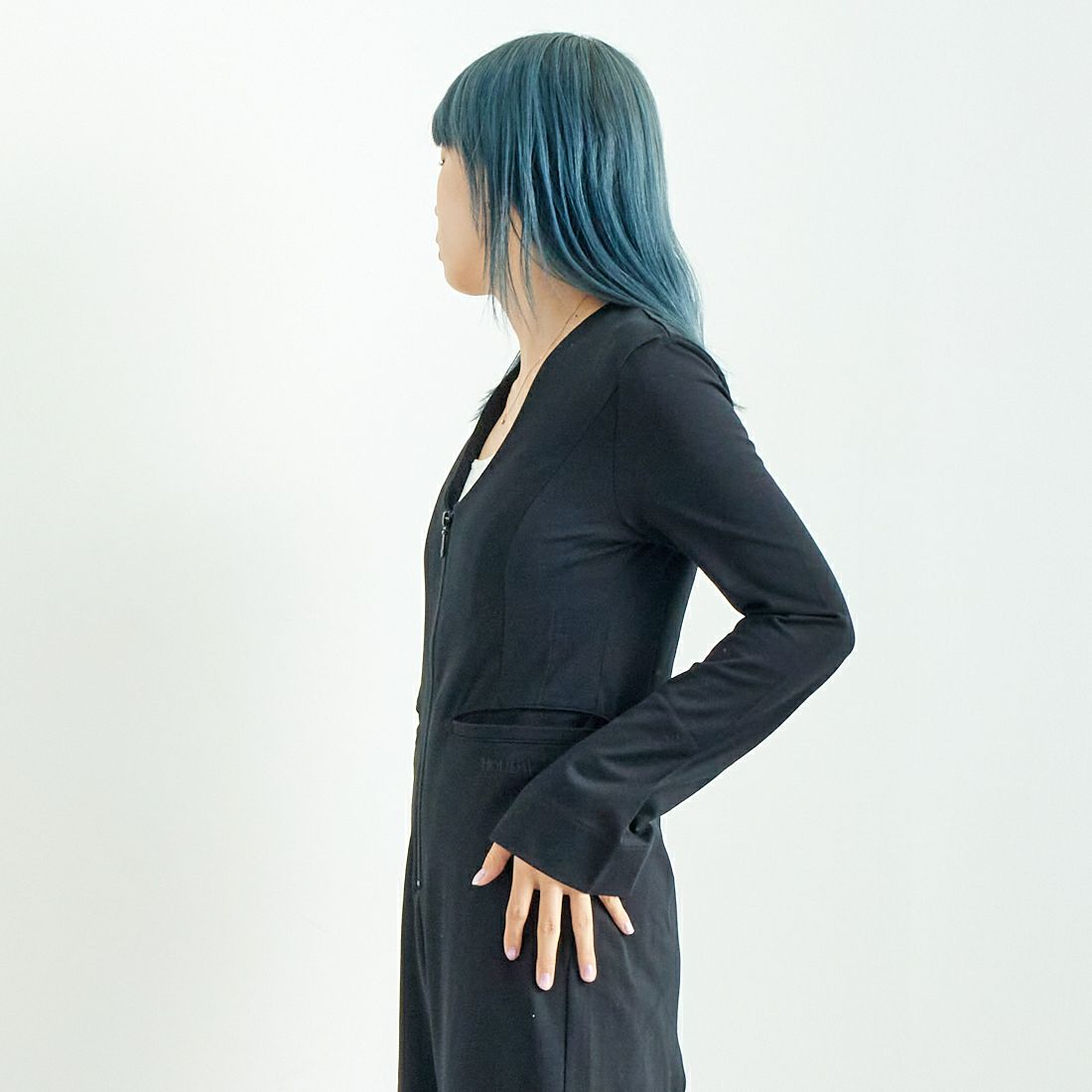 HOLIDAY [ホリデイ] ジャンプスーツ [24201016] BLACK &&モデル身長：167cm 着用サイズ：ONE SIZE&&