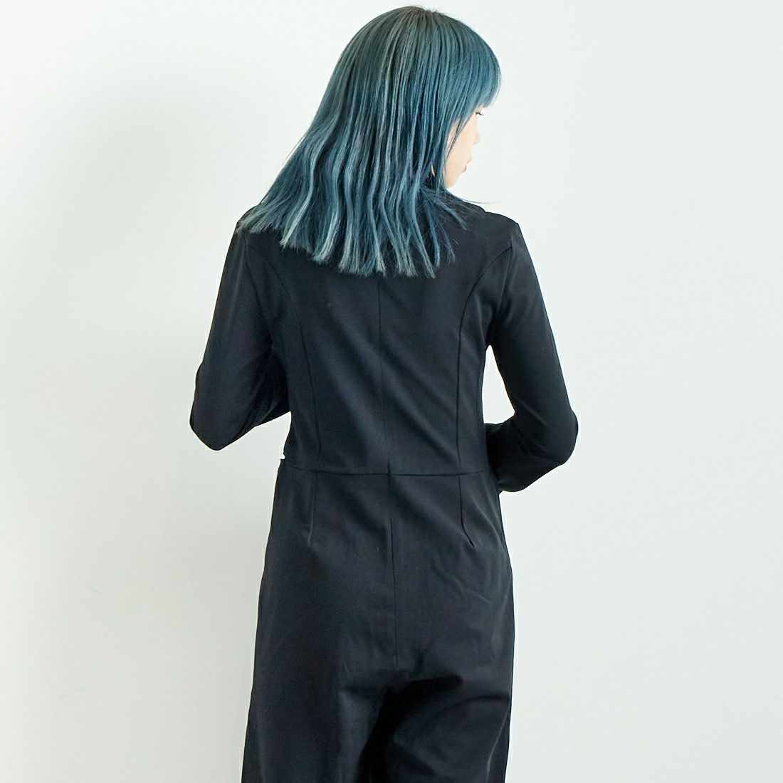 HOLIDAY [ホリデイ] ジャンプスーツ [24201016] BLACK &&モデル身長：167cm 着用サイズ：ONE SIZE&&