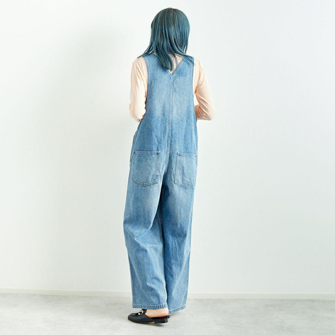 Johnbull [ジョンブル] コットンデニムオールインワン [JL243P20] 016 ﾌﾞﾘｰﾁ &&モデル身長：167cm 着用サイズ：M&&