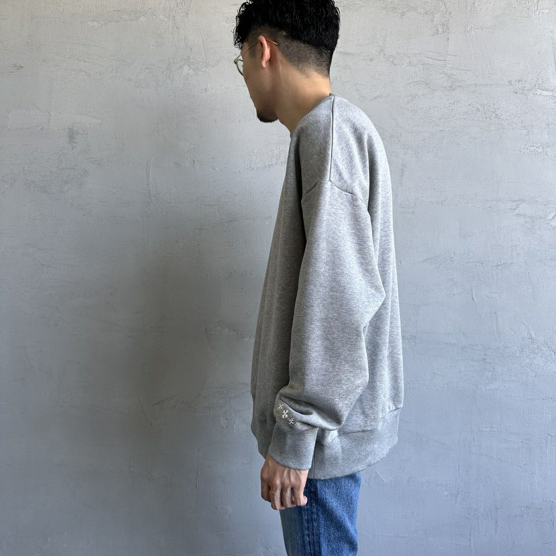 TATRAS [タトラス] FIDASIO スウェットシャツ [MTAT24A8197-M] GRAY &&モデル身長：168cm 着用サイズ：3&&