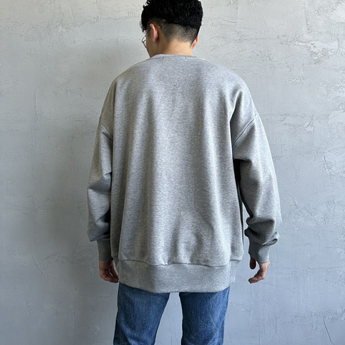 TATRAS [タトラス] FIDASIO スウェットシャツ [MTAT24A8197-M] GRAY &&モデル身長：168cm 着用サイズ：3&&