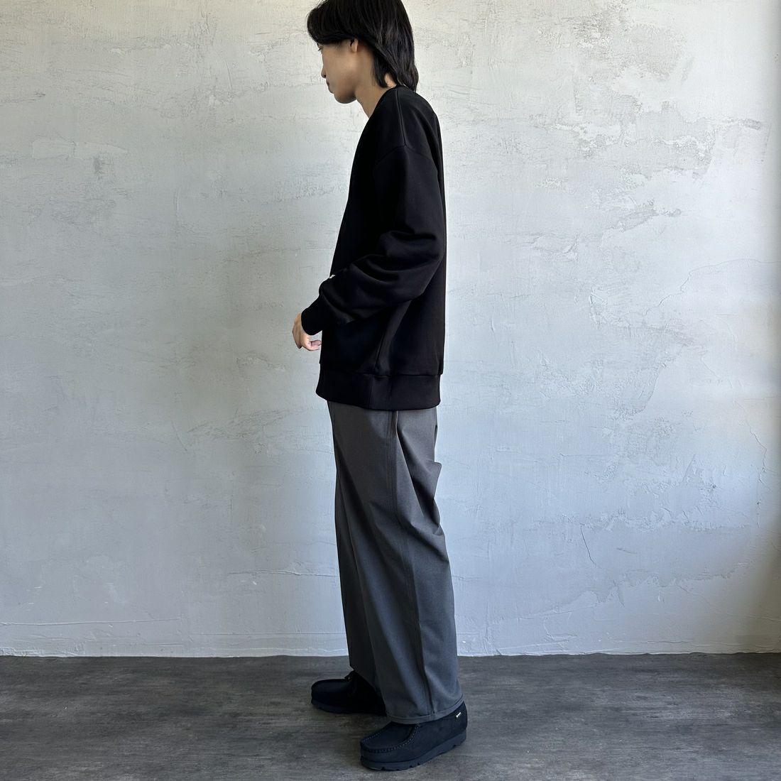 TATRAS [タトラス] FIDASIO スウェットシャツ [MTAT24A8197-M] BLACK &&モデル身長：179cm 着用サイズ：4&&