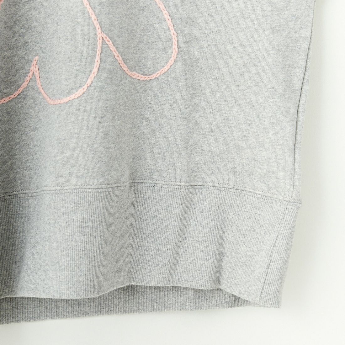 ChahChah [チャーチャー] ハートフラワー刺繍スウェット [CC-24FW-FWL01] GRAY