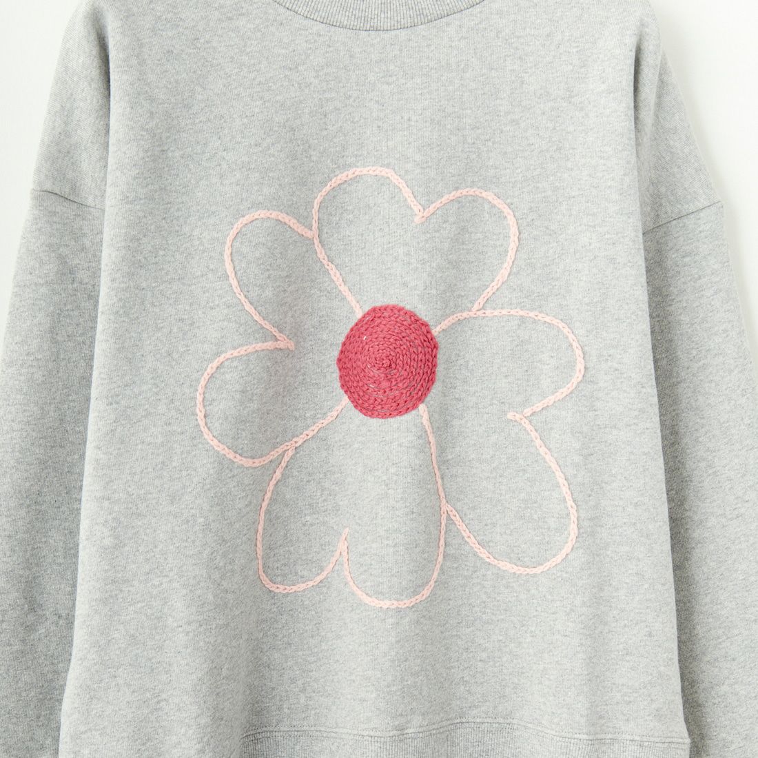 ChahChah [チャーチャー] ハートフラワー刺繍スウェット [CC-24FW-FWL01] GRAY