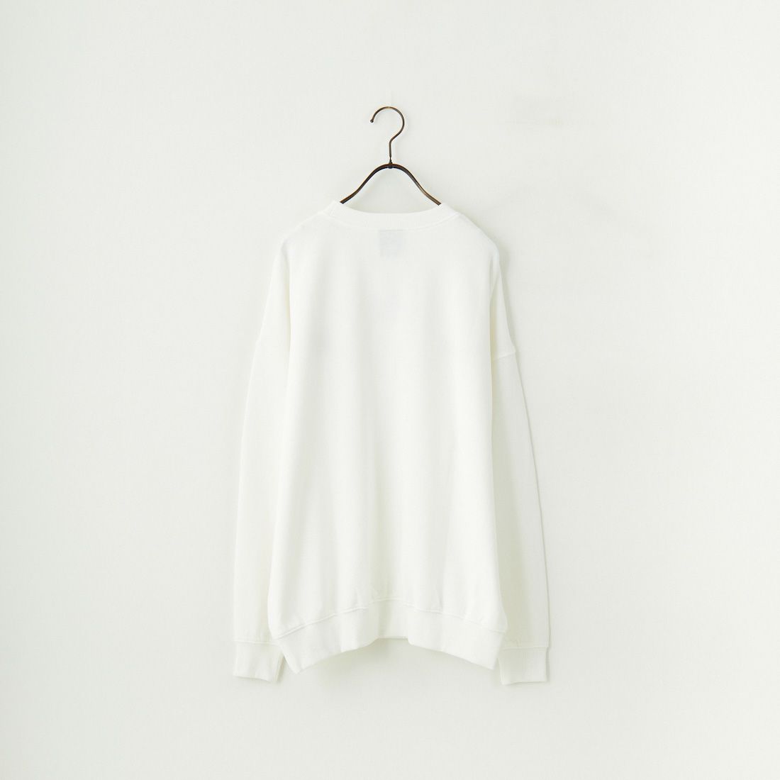 UMBLO [アンブロ] 別注 ワンポイント刺繍ロゴ クルーネックスウェット [KBT58-NK-PO1-JF] WHITE