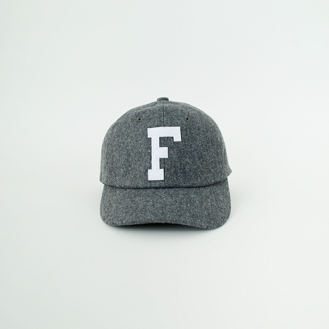 A.P.C アーペーセー　CHARLIE CAP ロゴ刺繍　ベースボールキャップ A.P.C. アーペーセー ベースボールキャップ CHARLIE ブルー