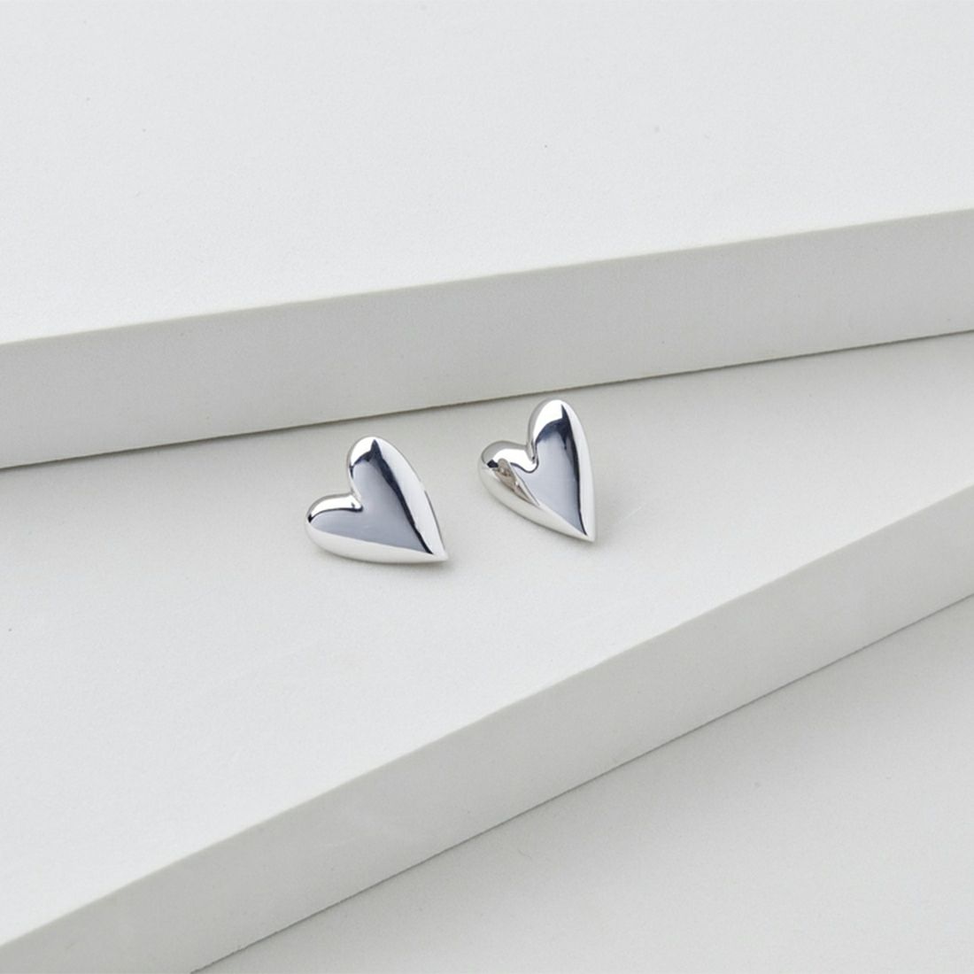 Baqless [バックレス] アミティ カリーヌシルバーピアス [AM-CLN-SV] SILVER