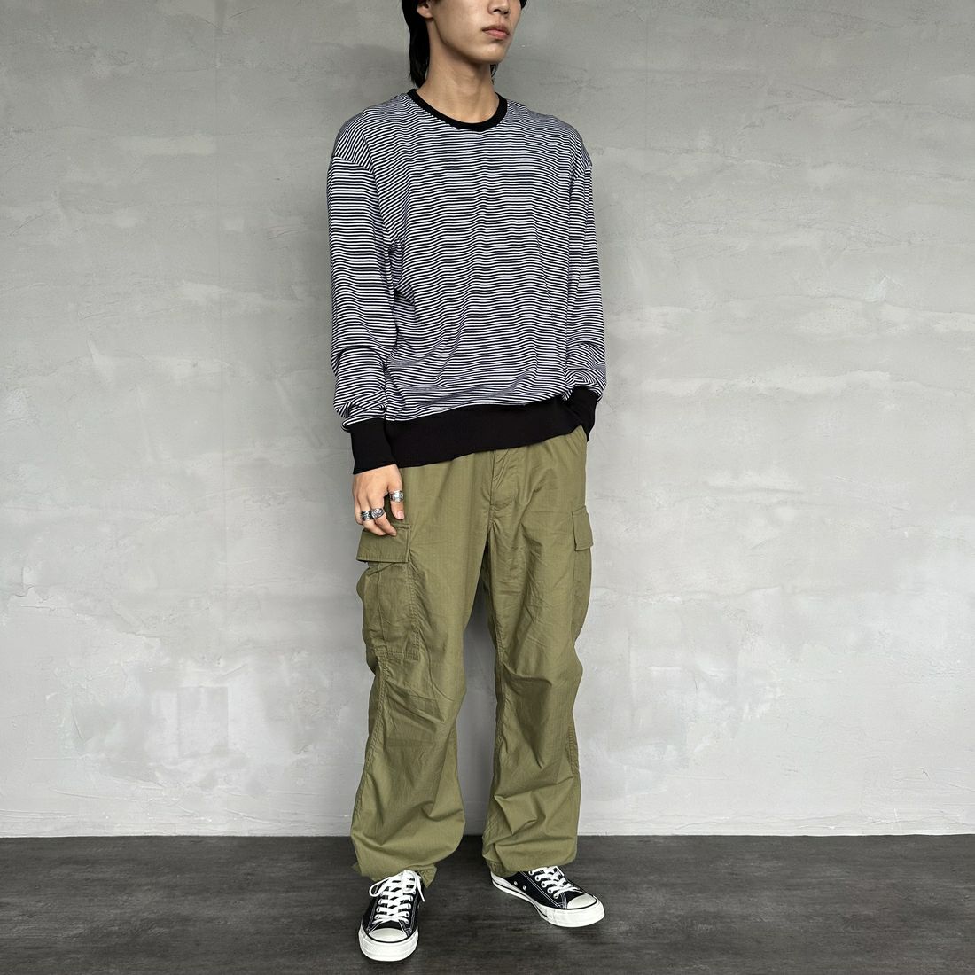 GICIPI [ジチピ] LUPO クルーネックニットソー [2401A] NERO/BIANC &&モデル身長：179cm 着用サイズ：5&&