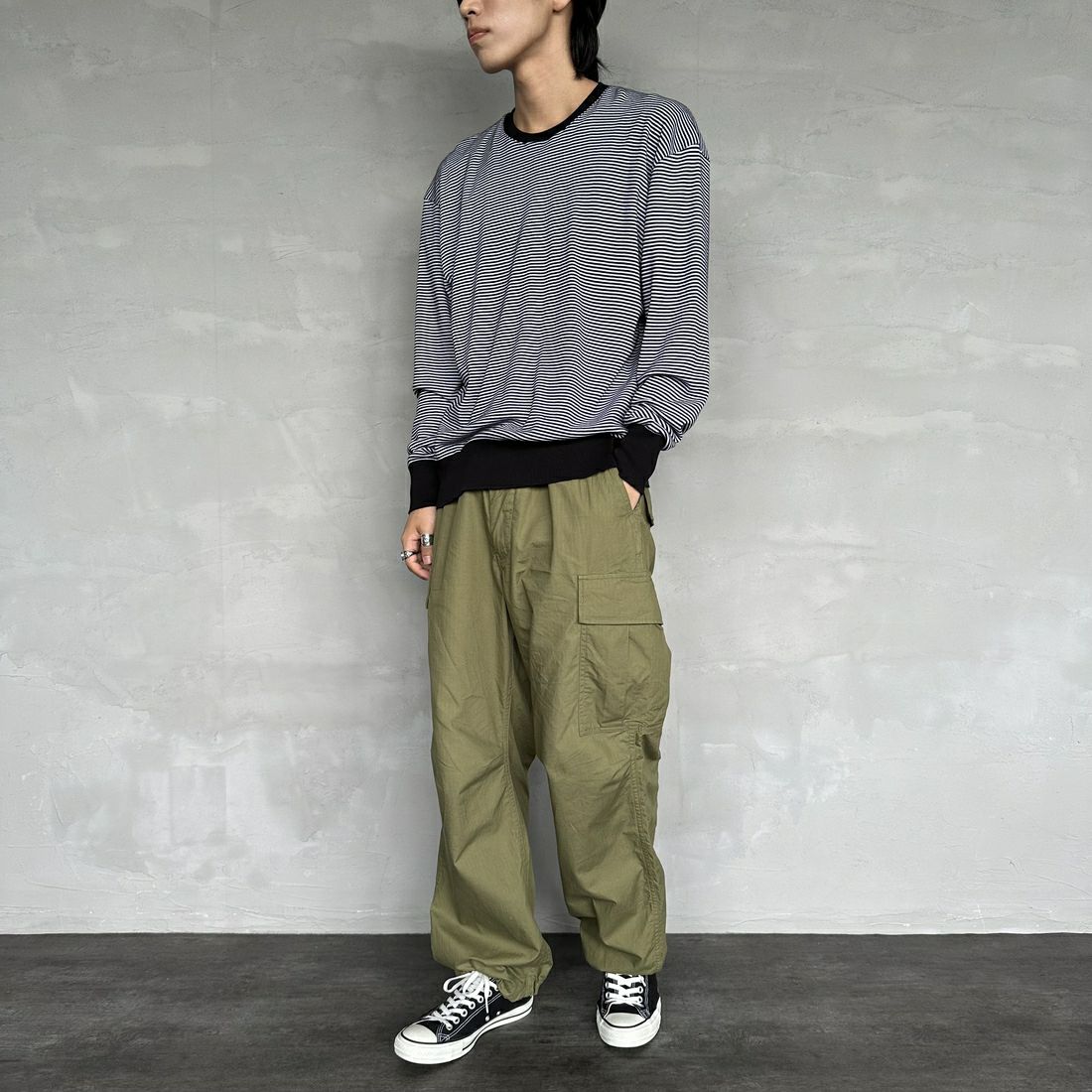 GICIPI [ジチピ] LUPO クルーネックニットソー [2401A] NERO/BIANC &&モデル身長：179cm 着用サイズ：5&&