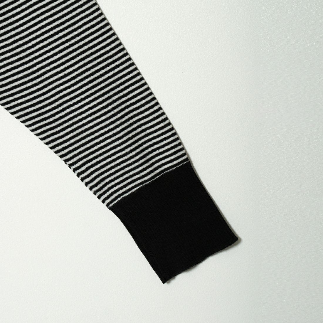 GICIPI [ジチピ] LUPO クルーネックニットソー [2401A] NERO/BIANC