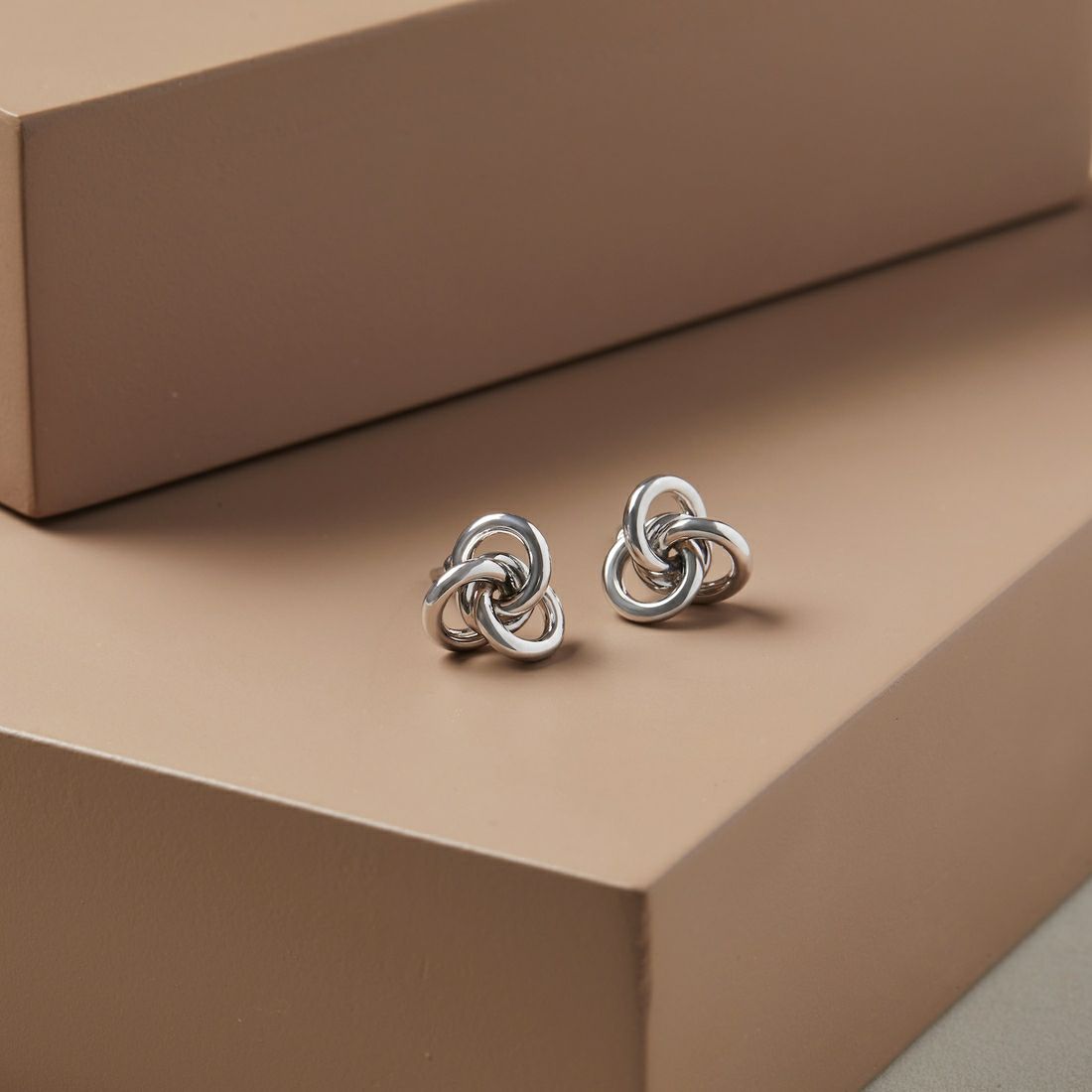 Baqless [バックレス] アミティ レベッカシルバーピアス [AM-RB-SV