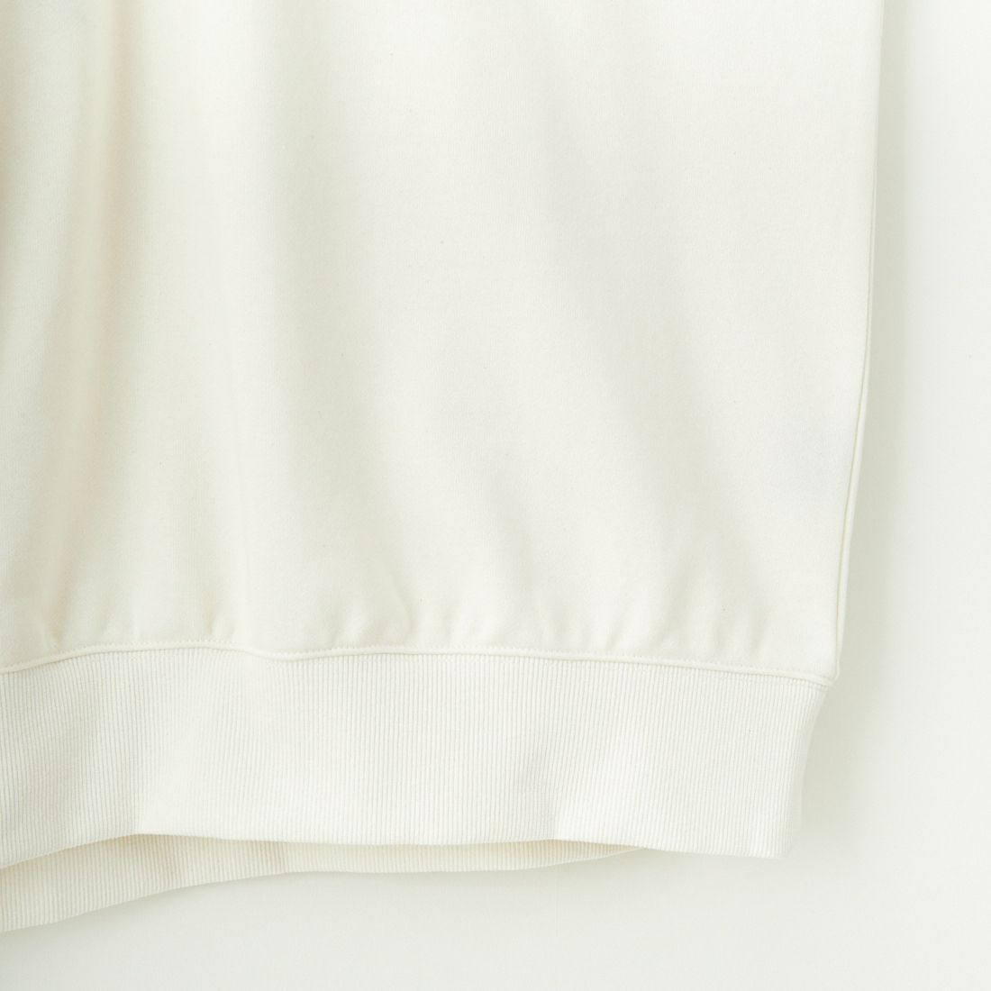 JEANSFACTORY × NANGA [ジーンズファクトリー × ナンガ] 別注 バックロゴ刺繍 クルーネックスウェット [NW24AW-JF2] WHITE
