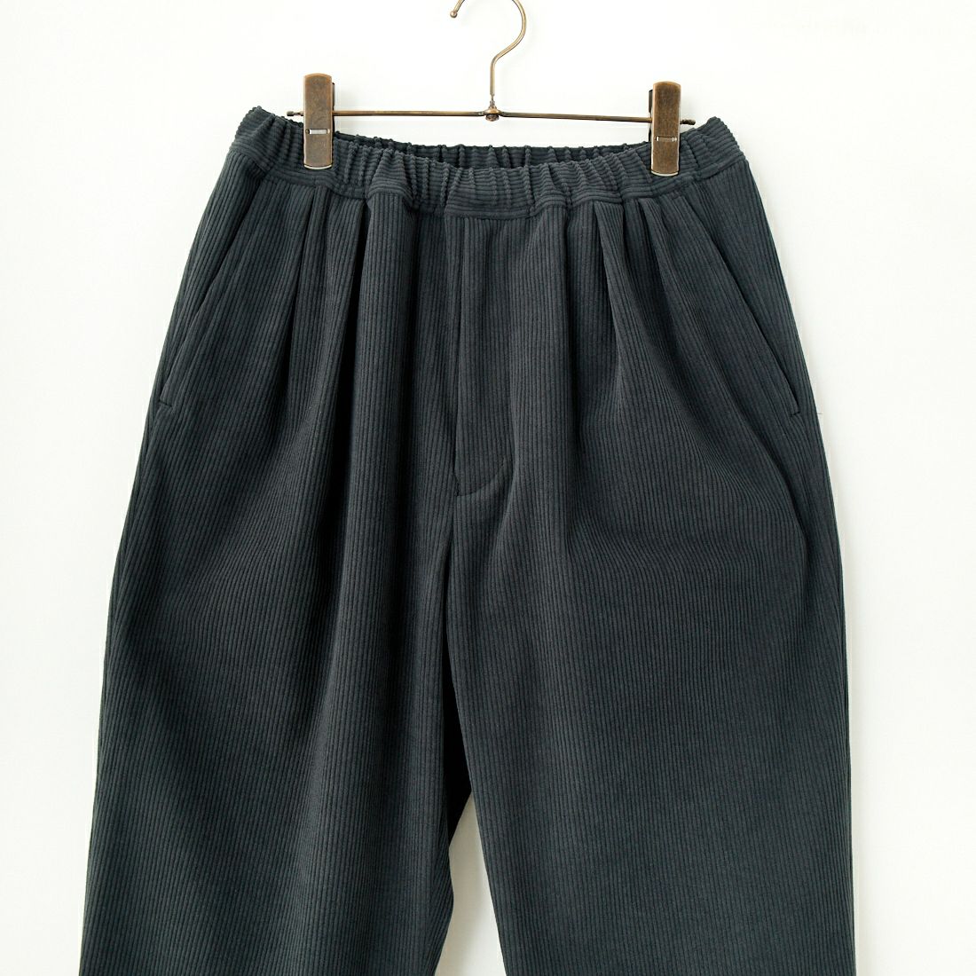 Noir Fabrik [ヌワールファブリック] トリコットコーデュロイワイドテーパードパンツ [BAGGYEASY-M-243-01-I] BL.GRY