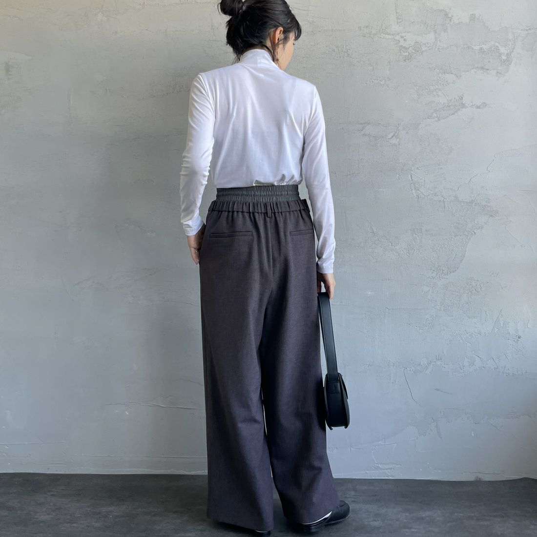 Hanes [ヘインズ] ソフトフィットタートルネック ロングスリーブTシャツ [HW4-A505] 010 ﾎﾜｲﾄ &&モデル身長：160cm 着用サイズ：F&&