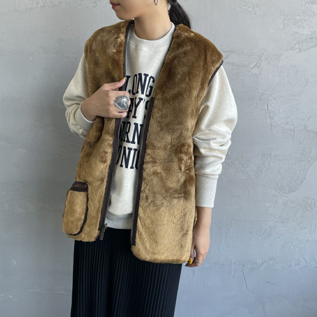 Barbour [バブアー] ウォームパイル ウェストコート ジップインライナーベスト [MLI0004] BROWN &&モデル身長：156cm 着用サイズ：40&&