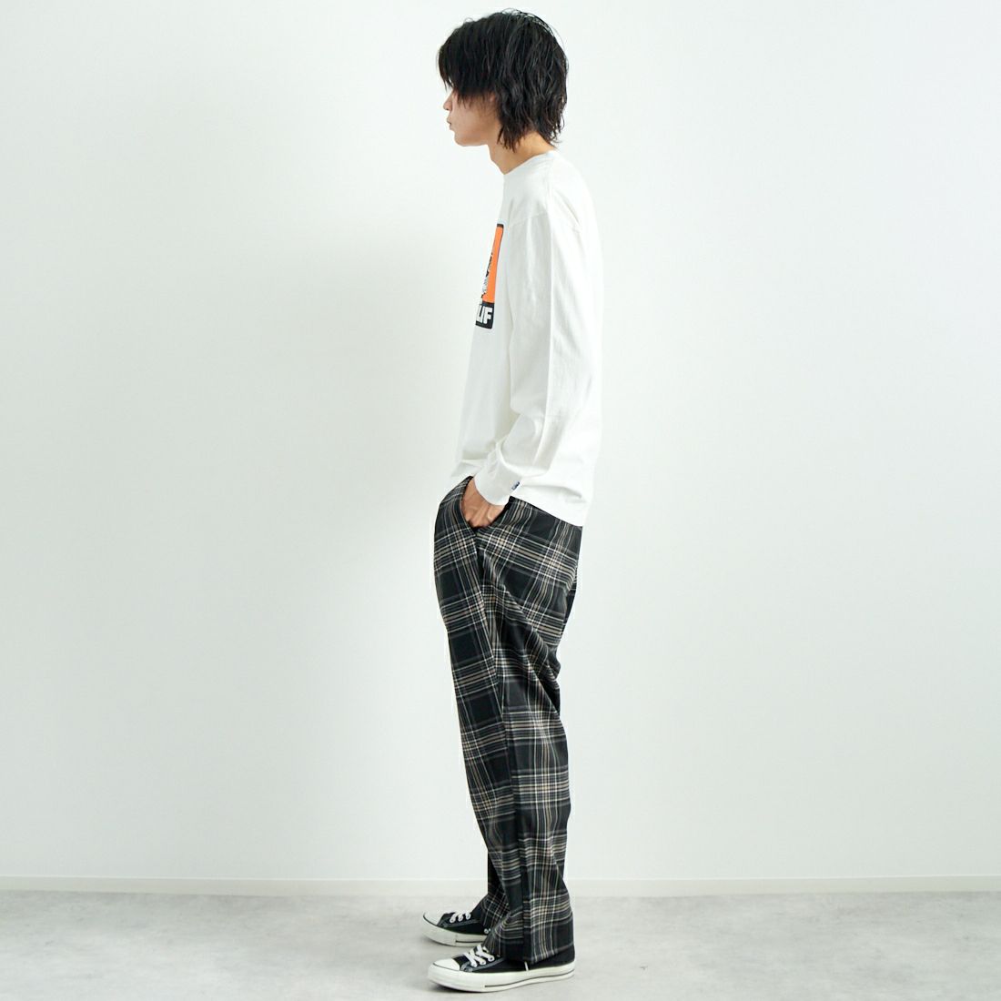 Noir Fabrik [ヌワールファブリック] T/Rツイルストレッチ チェックタックインパンツ [NF-243-055] BK BLK CHK &&モデル身長：182cm 着用サイズ：L&&