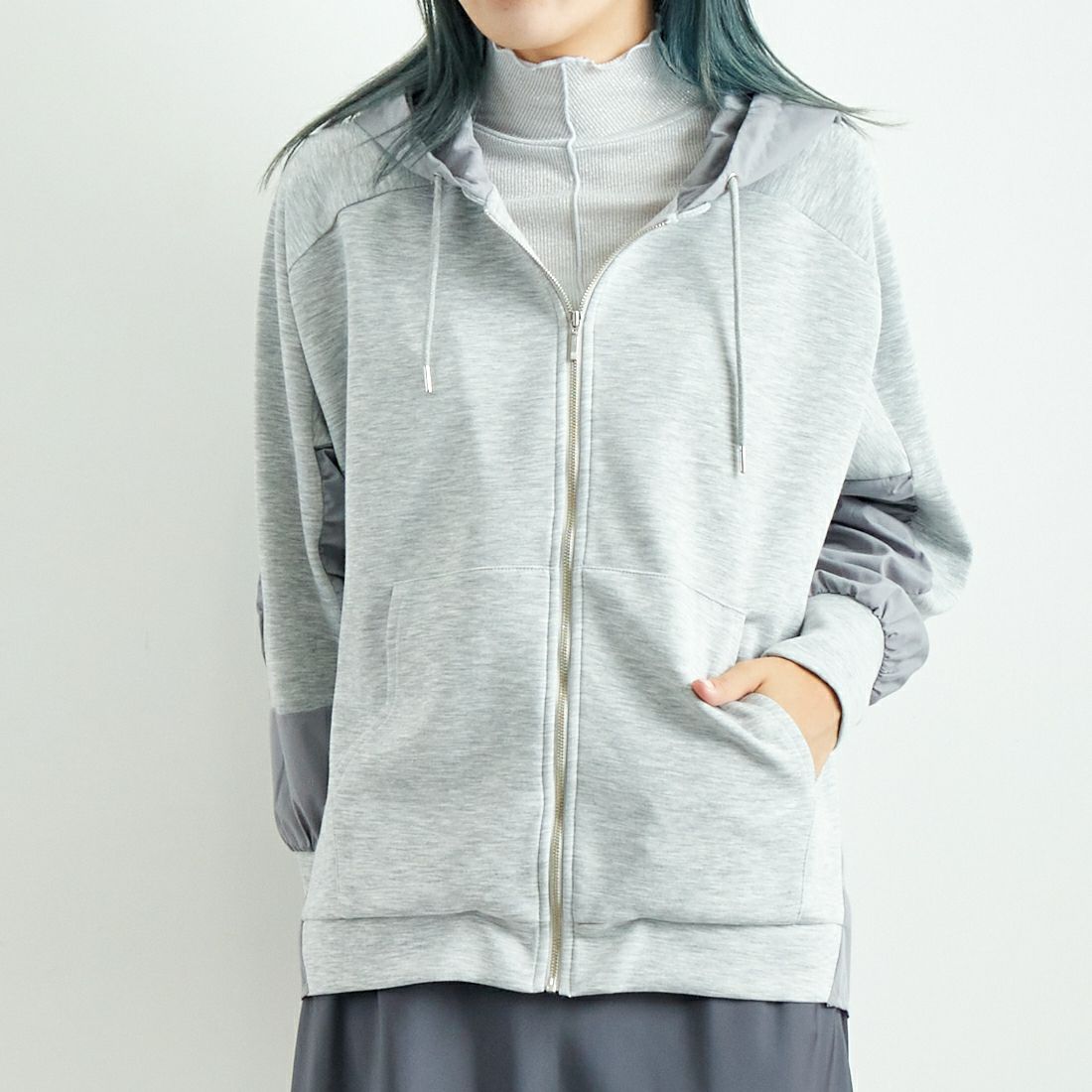 Jeans Factory Clothes [ジーンズファクトリークローズ] 異素材切り替え ボンディングパーカー [21243068] 006 ｸﾞﾚｰ &&モデル身長：167cm 着用サイズ：F&&