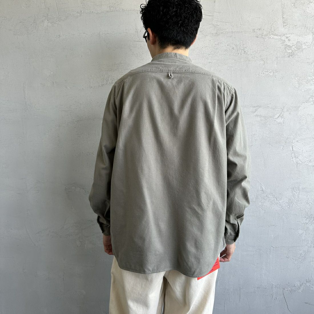 DANTON [ダントン] 先染めビエラ バンドカラーシャツ [DT-B0280VSS] OLIVE CHAM &&モデル身長：168cm 着用サイズ：38&&