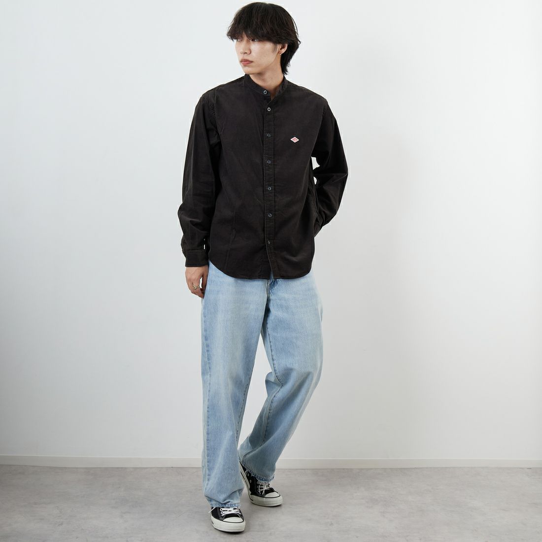 DANTON [ダントン] コーデュロイ バンドカラーシャツ [DT-B0291MCD] CHARCOAL &&モデル身長：179cm 着用サイズ：40&&