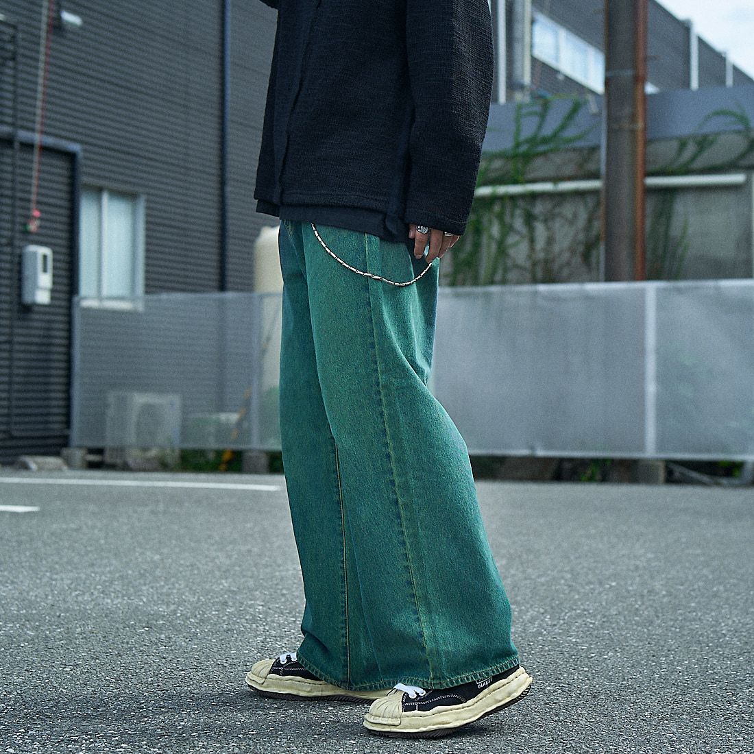 LIBERTO [リベルト] EL PASO ワイドバギーデニム [FL2500] 88 GRUNGE &&モデル身長：179cm 着用サイズ：30&&