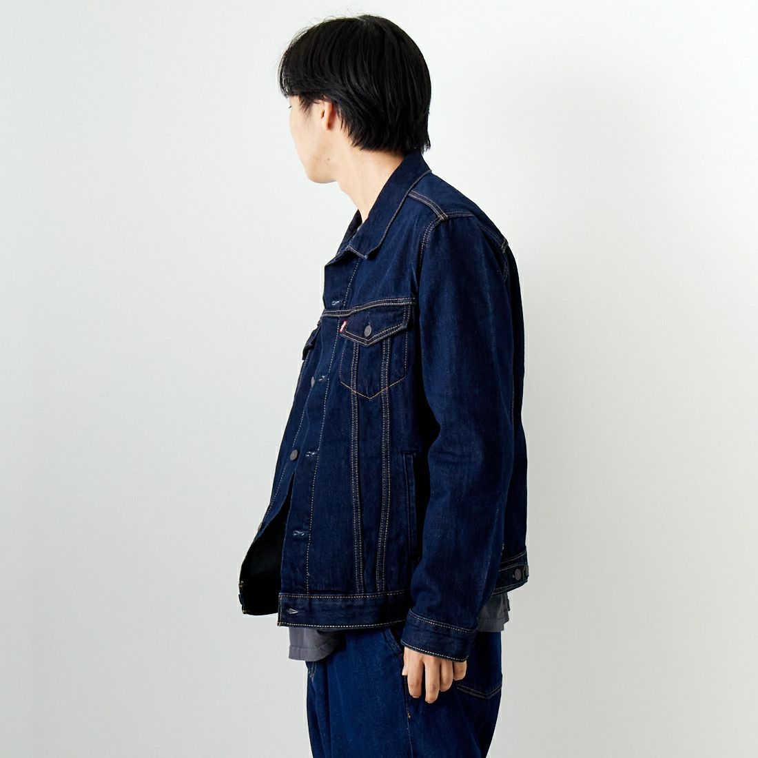 LEVI'S [リーバイス] トラッカージャケット [72334-01] 34 RINSE &&モデル身長：179cm 着用サイズ：L&&