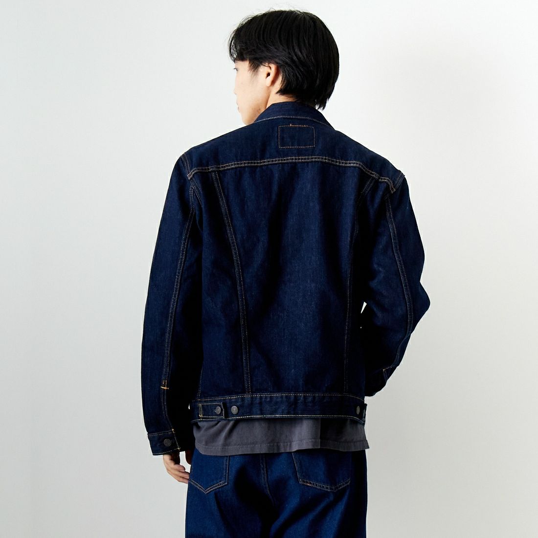 LEVI'S [リーバイス] トラッカージャケット [72334-01] 34 RINSE &&モデル身長：179cm 着用サイズ：L&&