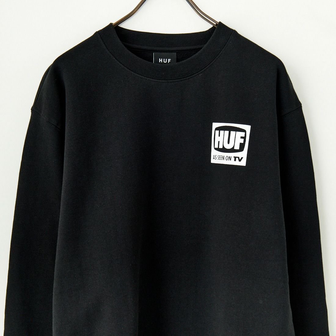 HUF [ハフ] AS SEEN ON TV バックプリントスウェット [PF00690] BLACK