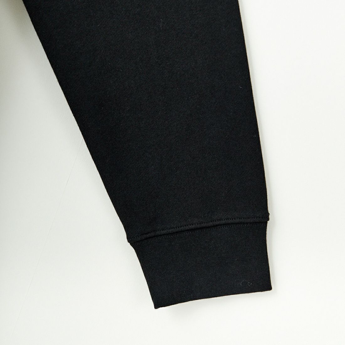 HUF [ハフ] ESPECIAL ロゴ刺繍スウェットパーカー [PF00685] BLACK