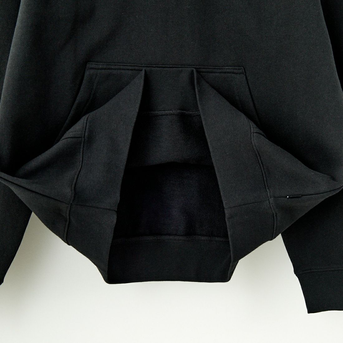 HUF [ハフ] ESPECIAL ロゴ刺繍スウェットパーカー [PF00685] BLACK