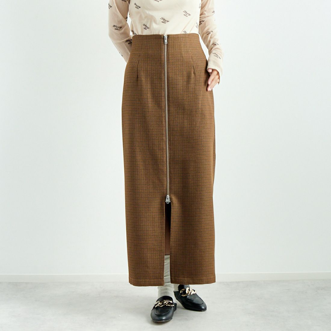 036 ﾌﾞﾗｳﾝC&&モデル身長：167cm 着用サイズ：36&&