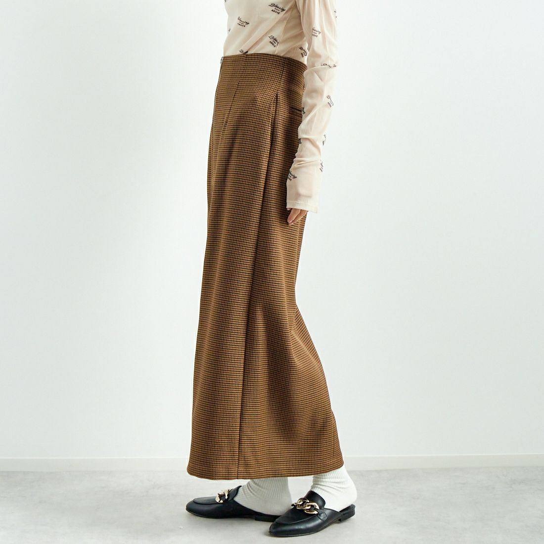 Jeans Factory Clothes [ジーンズファクトリークローズ] ジップスリットタイトスカート [21243056] 036 ﾌﾞﾗｳﾝC &&モデル身長：167cm 着用サイズ：36&&