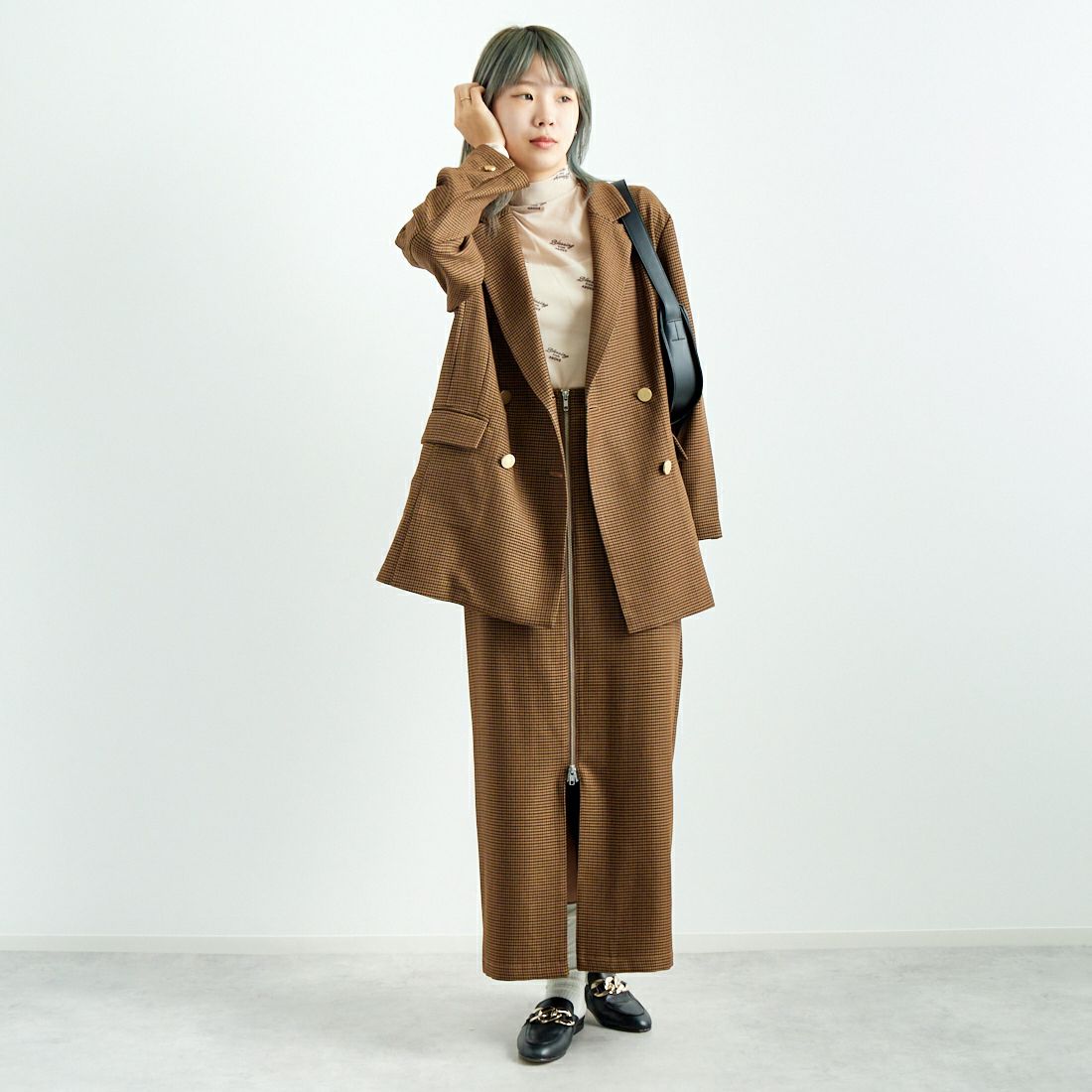 Jeans Factory Clothes [ジーンズファクトリークローズ] ジップスリットタイトスカート [21243056] 036 ﾌﾞﾗｳﾝC &&モデル身長：167cm 着用サイズ：36&&