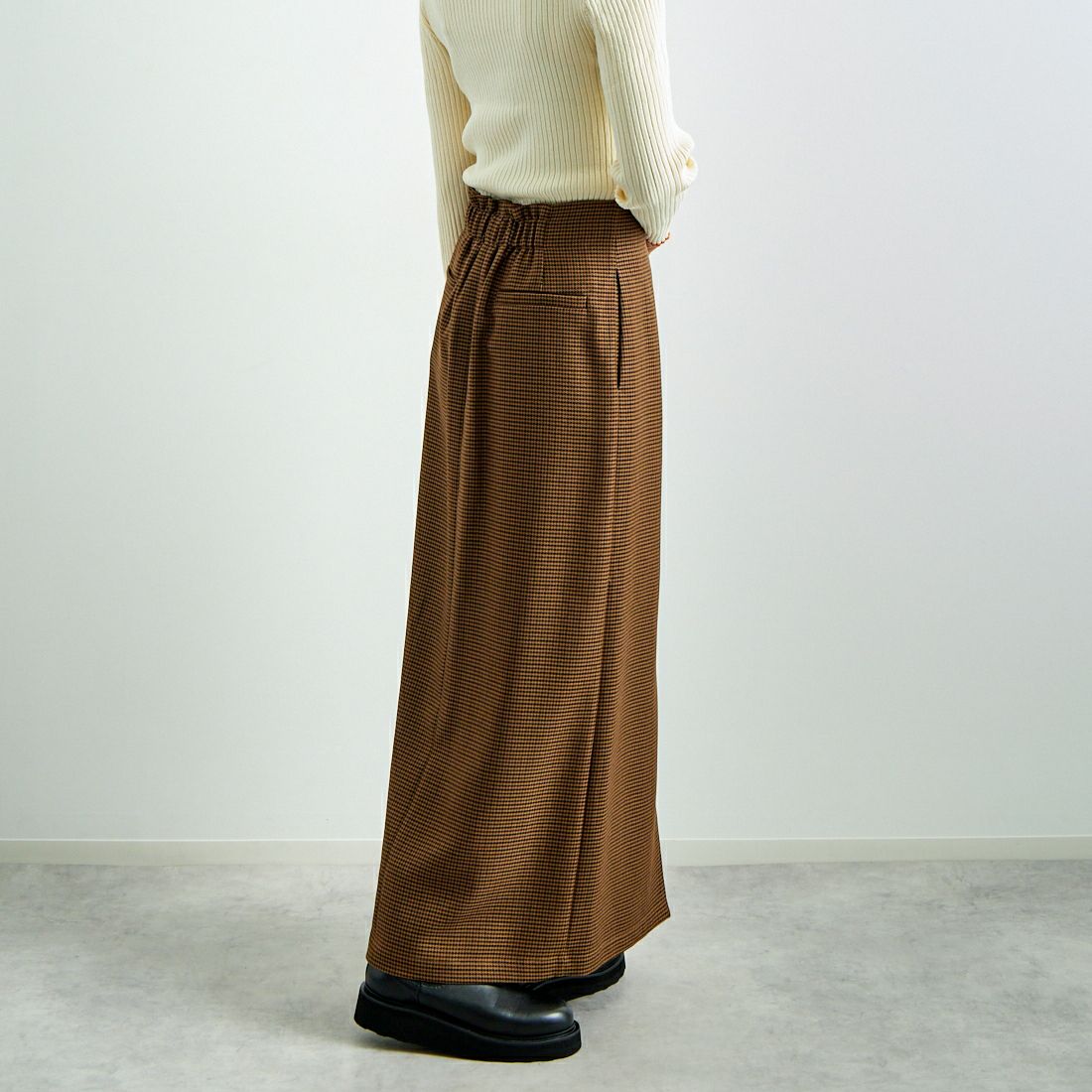 Jeans Factory Clothes [ジーンズファクトリークローズ] ジップスリットタイトスカート [21243056] 036 ﾌﾞﾗｳﾝC &&モデル身長：160cm 着用サイズ：36&&
