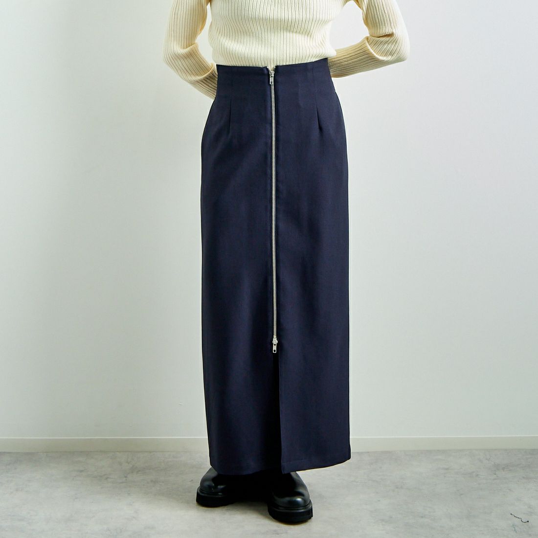 Jeans Factory Clothes [ジーンズファクトリークローズ] ジップスリットタイトスカート [21243056] 076 ﾈｲﾋﾞｰ &&モデル身長：160cm 着用サイズ：36&&