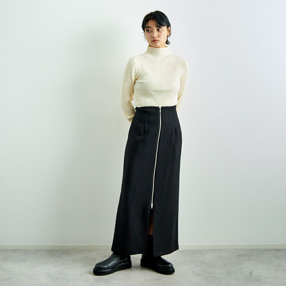 Jeans Factory Clothes [ジーンズファクトリークローズ] ジップスリットタイトスカート [21243056] 004 ﾌﾞﾗｯｸ &&モデル身長：160cm 着用サイズ：36&&