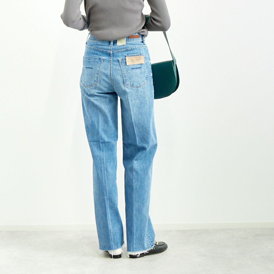 YANUK [ヤヌーク] ボーイズストレート LEA/レア [57143231] CPS &&モデル身長：167cm 着用サイズ：24&&