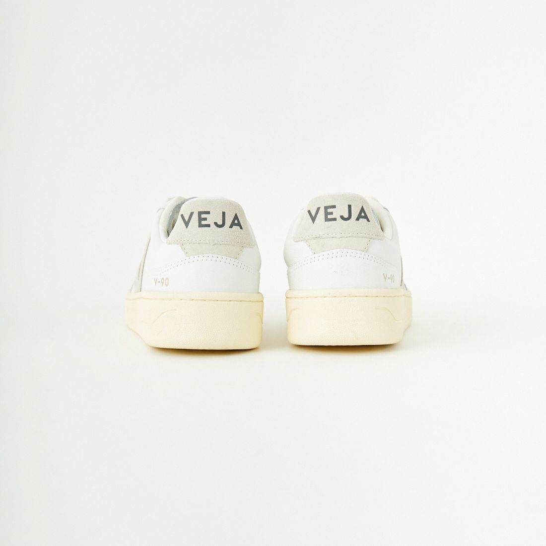 VEJA [ヴェジャ] レザースニーカー [V-90] E-WHT NATU