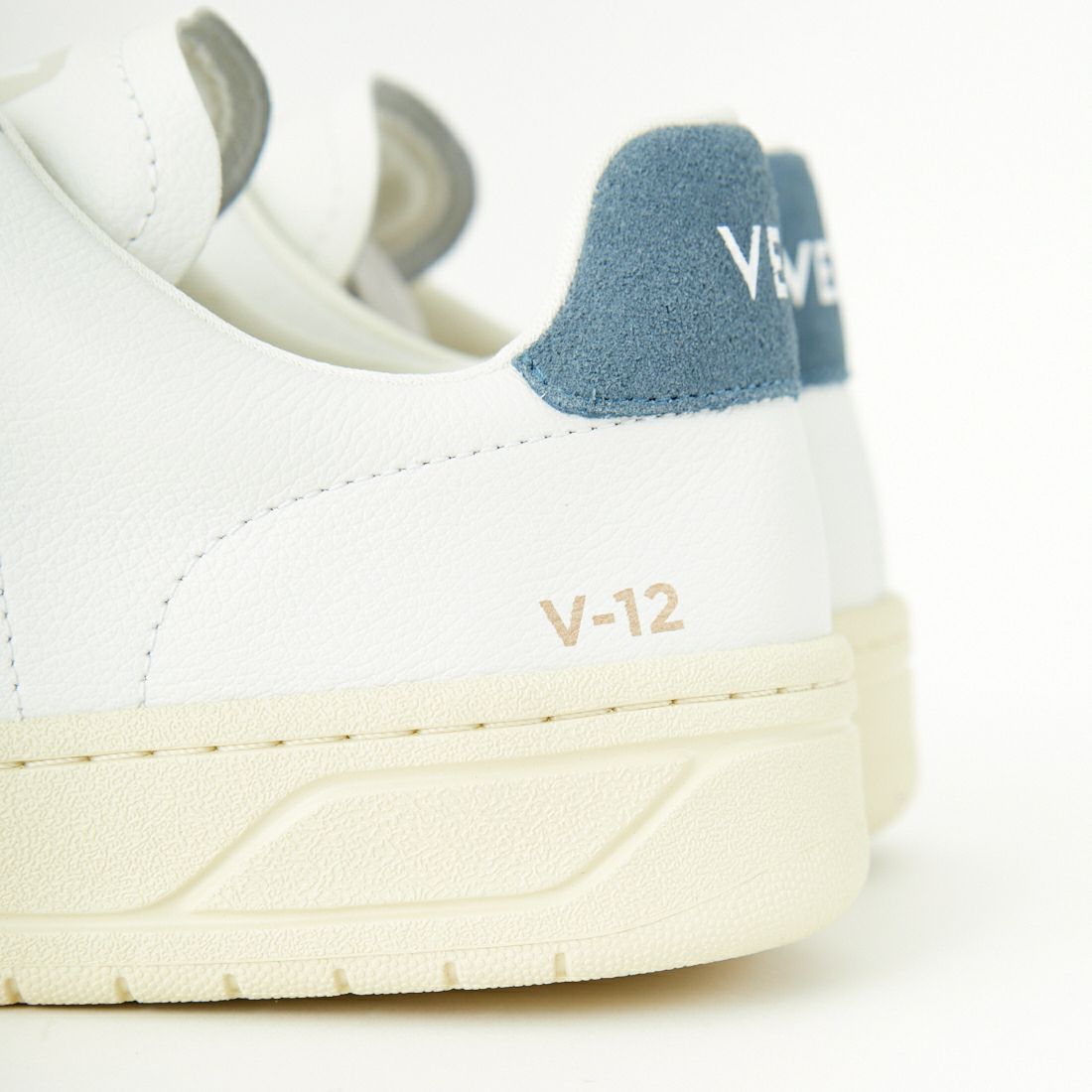 VEJA [ヴェジャ] レザースニーカー [V-12] E-WHT W CA
