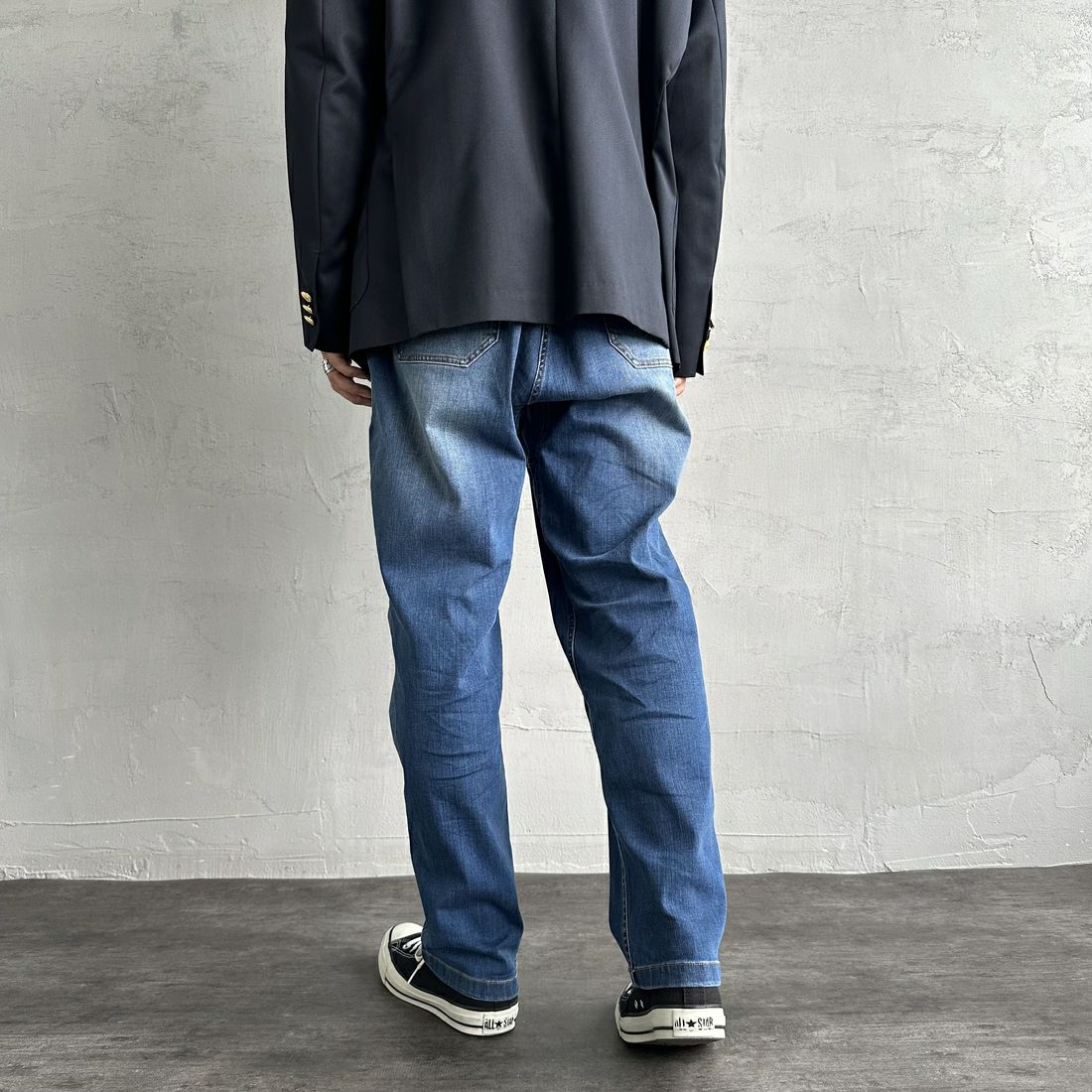 GRAMiCCi [グラミチ] ストレッチデニム ルーズテーパードリッジパンツ [G3FU-P052] DARK USED &&モデル身長：179cm 着用サイズ：L&&