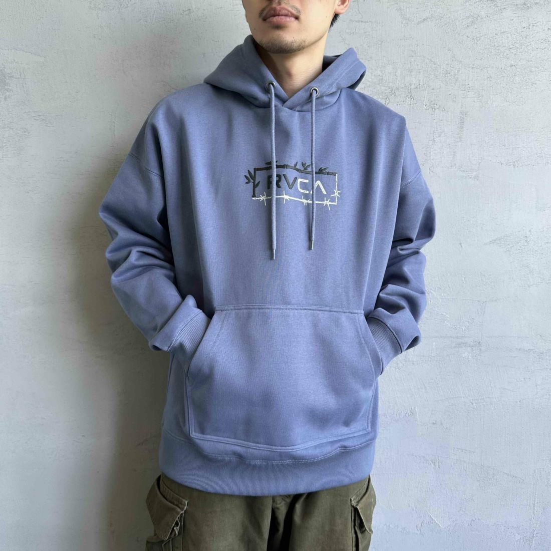 RVCA [ルーカ] BORDERED フーディ [BE042-039] RVCA [ルーカ] BORDERED フーディ [BE042-039] SNAO &&モデル身長：168cm 着用サイズ：M&&
