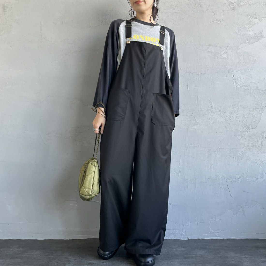 BLACK&&モデル身長：160cm 着用サイズ：F&&