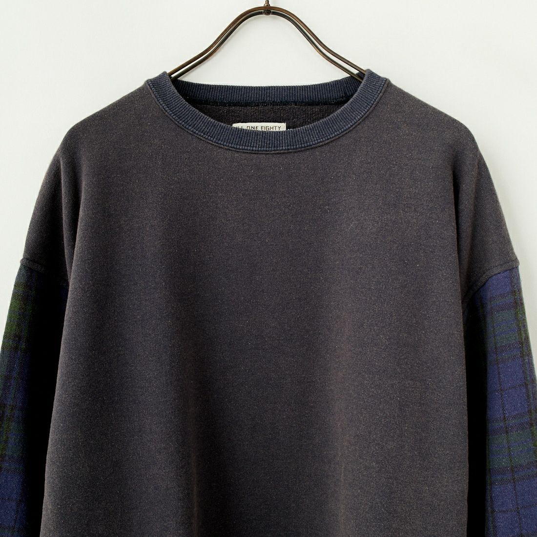 ILL ONE EIGHTY [イル ワンエイティ] サーフライダースウェットシャツ [ILL242-11] NAVY