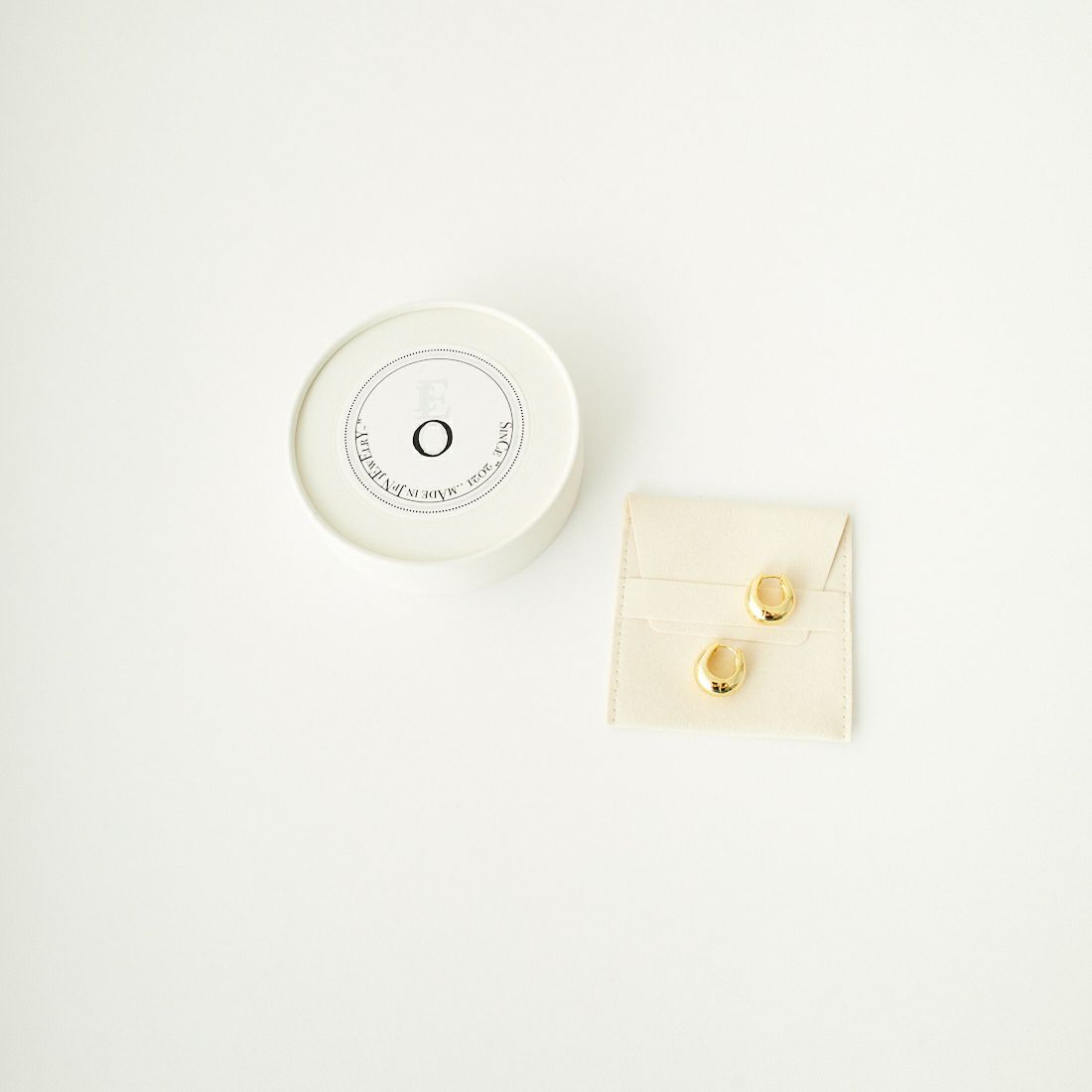 EO [イオ] ドロップフープピアス [EO-152] GOLD