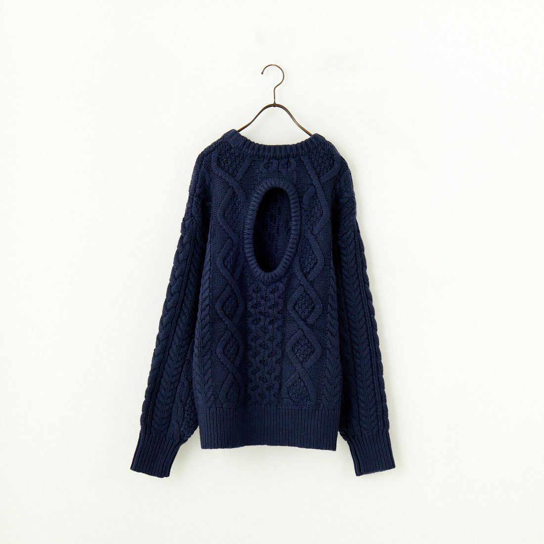 +81 BRANCA [ハチイチブランカ] ケーブル編みニットプルオーバー [81B-24AW-K05] NAVY