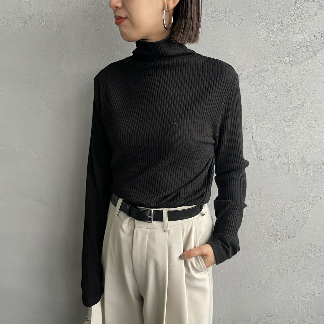 Noir Fabrik [ヌワールファブリック] ハイネックリブカットソー [JFW-C053] BLACK&&モデル身長：159cm 着用サイズ：1&&