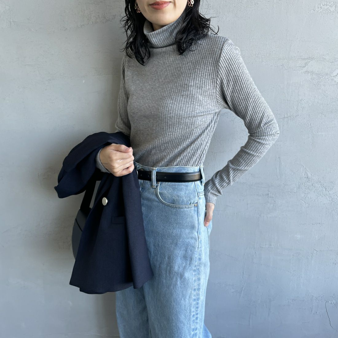 Noir Fabrik [ヌワールファブリック] ハイネックリブカットソー [JFW-C053] TOP.GRAY&&モデル身長：160cm 着用サイズ：0&&