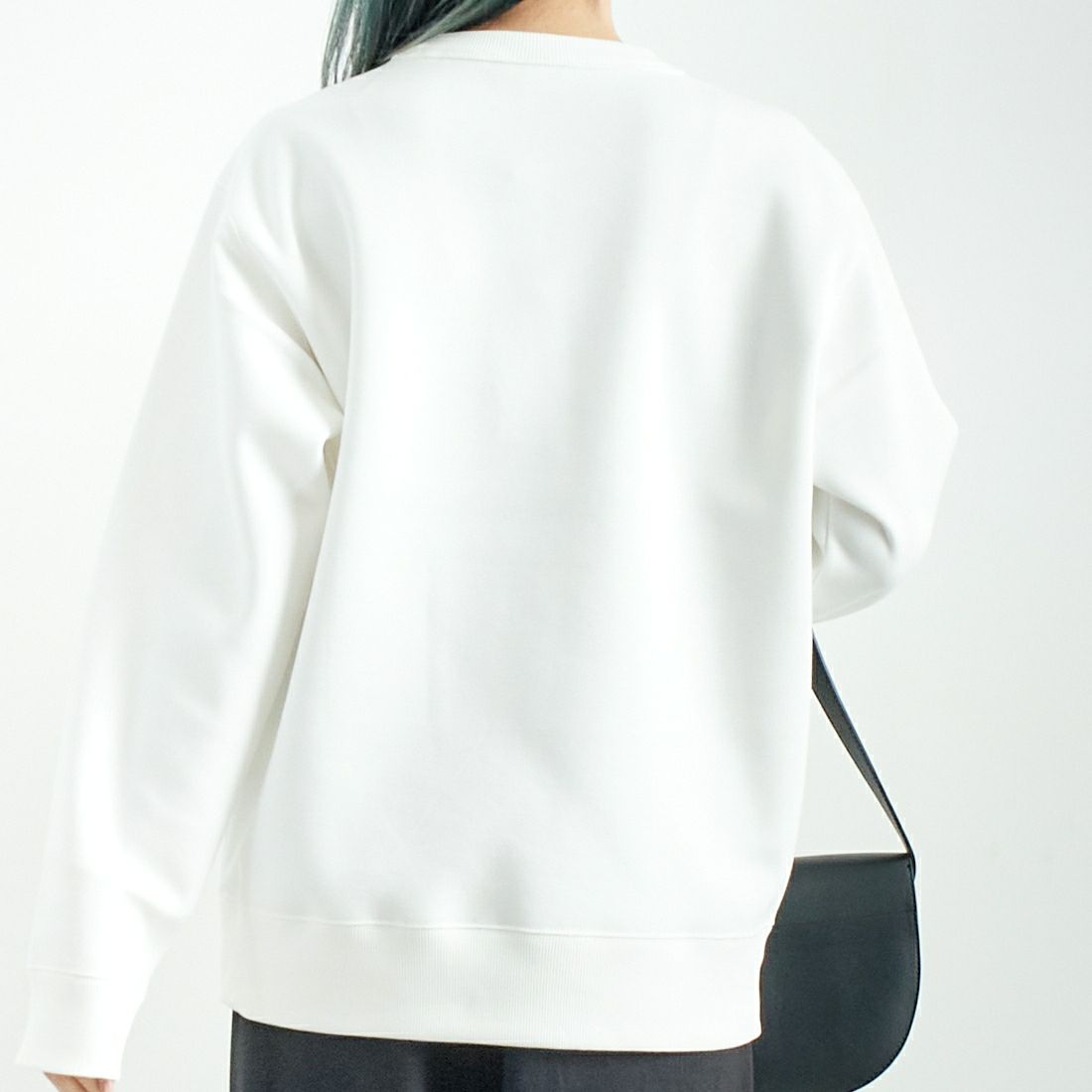 LACOSTE [ラコステ] 鹿の子ワントーンクルーネックニット [SH9359] 70V FLOUR &&モデル身長：167cm 着用サイズ：3&&