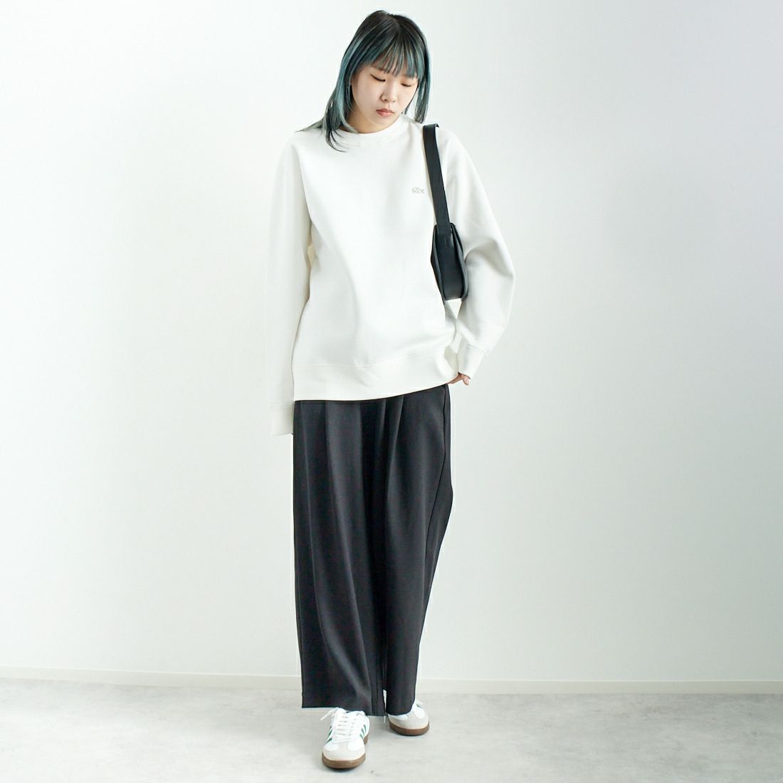 LACOSTE [ラコステ] 鹿の子ワントーンクルーネックニット [SH9359] 70V FLOUR &&モデル身長：167cm 着用サイズ：3&&