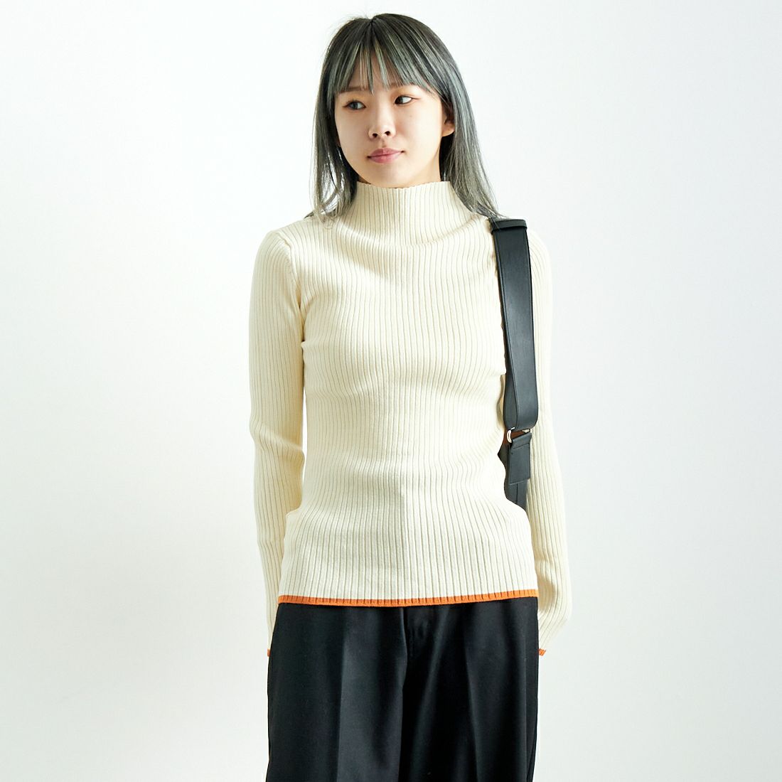 Jeans Factory Clothes [ジーンズファクトリークローズ] 配色ハイネックリブニット [11243808] ｵﾌ/ｵﾚﾝｼﾞ &&モデル身長：167cm 着用サイズ：F&&